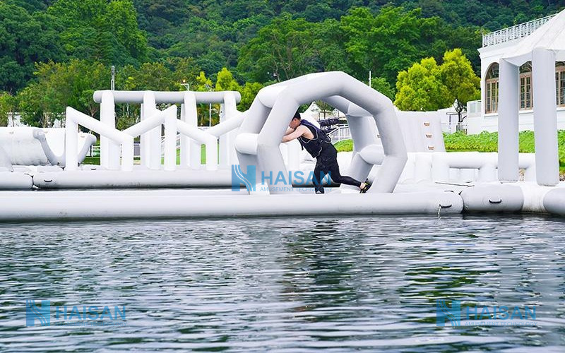 Inflatable Obstacle - Haisan water park equipment photo 02